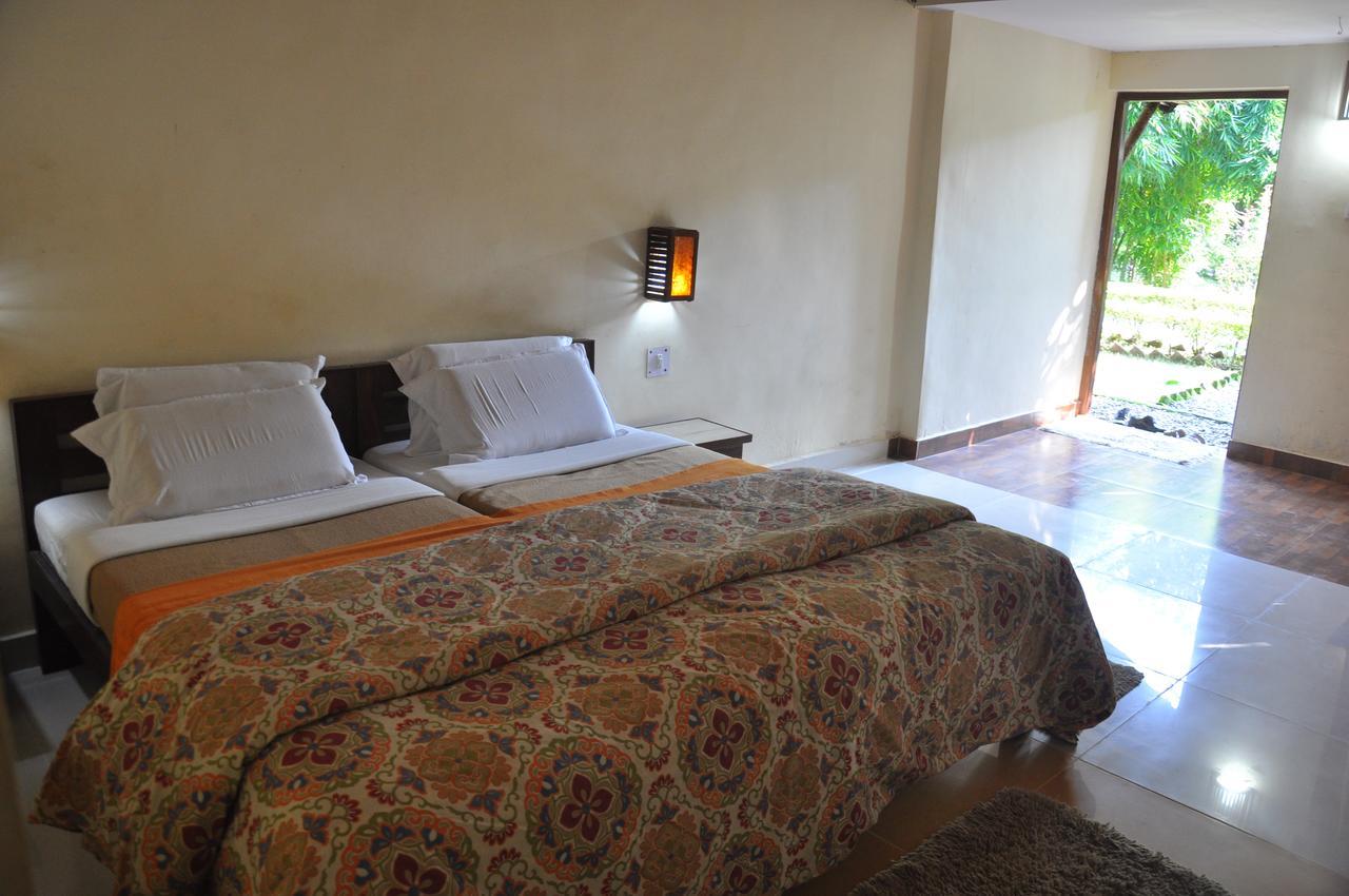 Vanya River Lodge Dhikuli Buitenkant foto